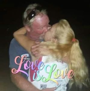 Meet your Posher, Denise r